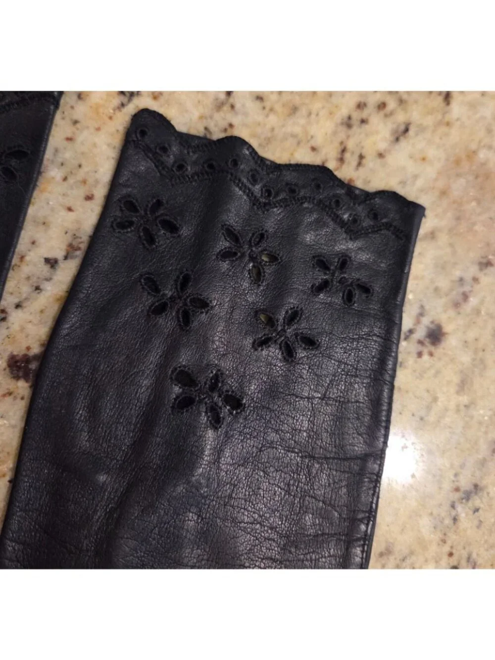 Vintage Womens Size S 6.5 Black Leather Formal Short Gloves Eyelet Flower